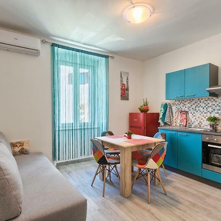 Apartment Amfiteatar Moris Pula Exterior foto